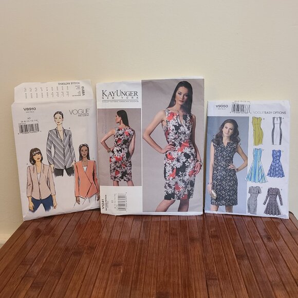 Three Vintage Vogue Patterns - Picture 1 of 10